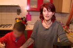 Wenn das System versagt: Mutter und Sohn am Rande der Armut