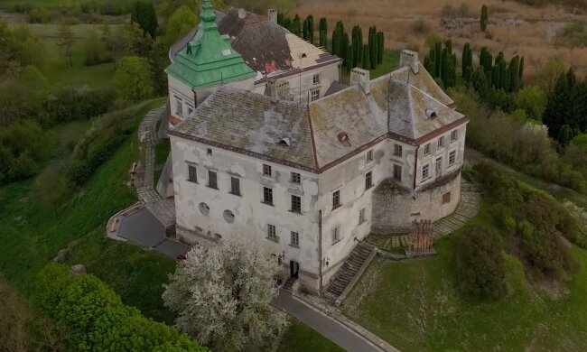 Herrenhaus des 19. Jahrhunderts. Quelle: Screenshot Youtube