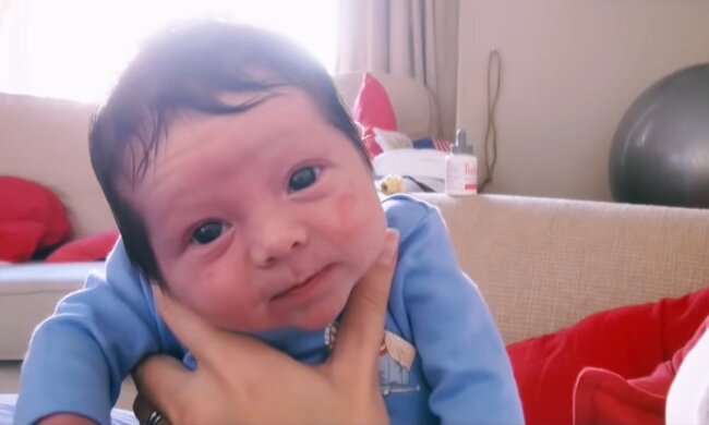 Das neugeborene Baby. Quelle: Youtube Screenshot