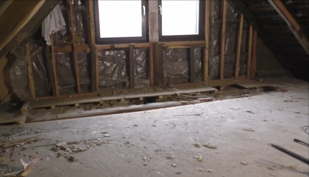 Das alte Dachgeschoss. Quelle: Youtube Screenshot