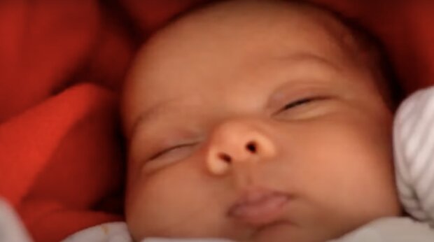 Neugeborene. Quelle: Screenshot YoutTube