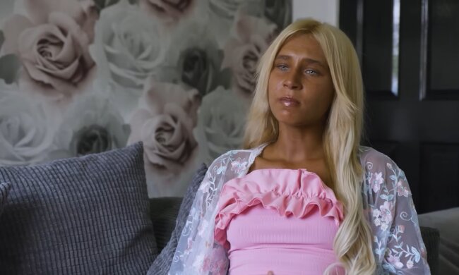 Zwischen Kritik und Selbstliebe. Quelle: Youtube Screenshot