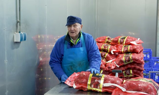 Mit 93 im Arbeitsmodus. Quelle: Youtube Screenshot