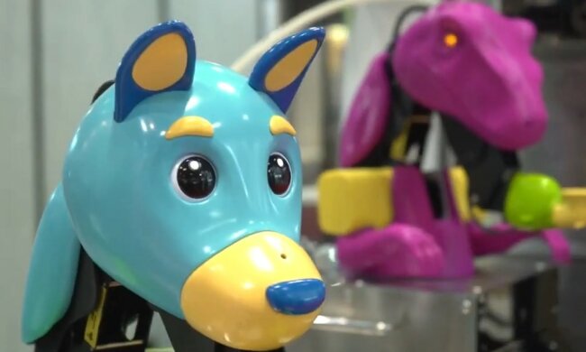 Wie Roboterhunde und Dinosaurier Eiscreme für Café-Besucher herstellen