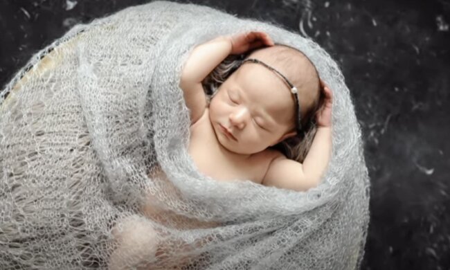 Kleines Mädchen. Quelle: Screenshot YouTube