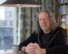 Keine Ruhe vor den Rechnungen. Quelle: Youtube Screenshot