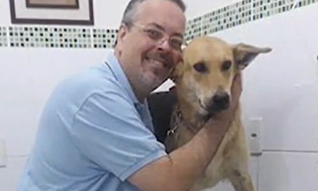 Joao Paulo und Hund. Quelle: Screenshot Youtube