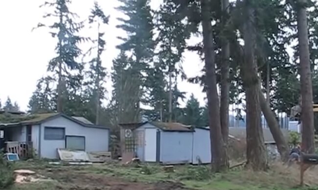 Grundstück ist am vergangenen Wochenende einige Meter näher an den Rand gerückt.