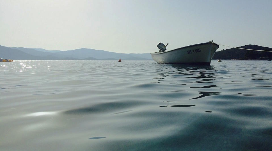 In Einem Meer Von Brüsten Verloren In Einem Meer Von Brüsten Verloren