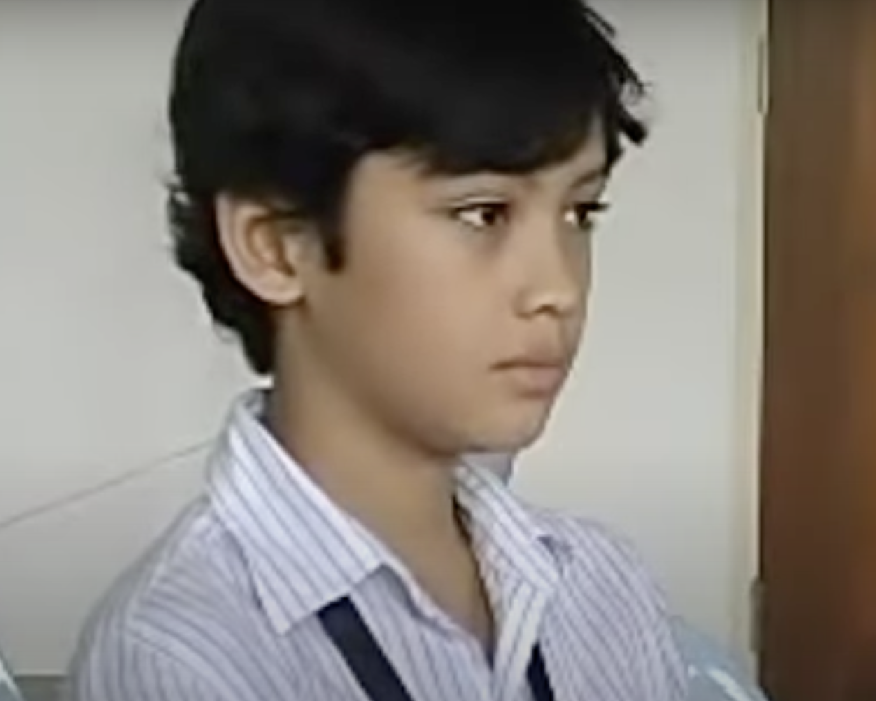 Der Junge mit dem höchsten IQ, Eynan Cowley, wird 22 Jahre alt Wie sich sein Schicksal