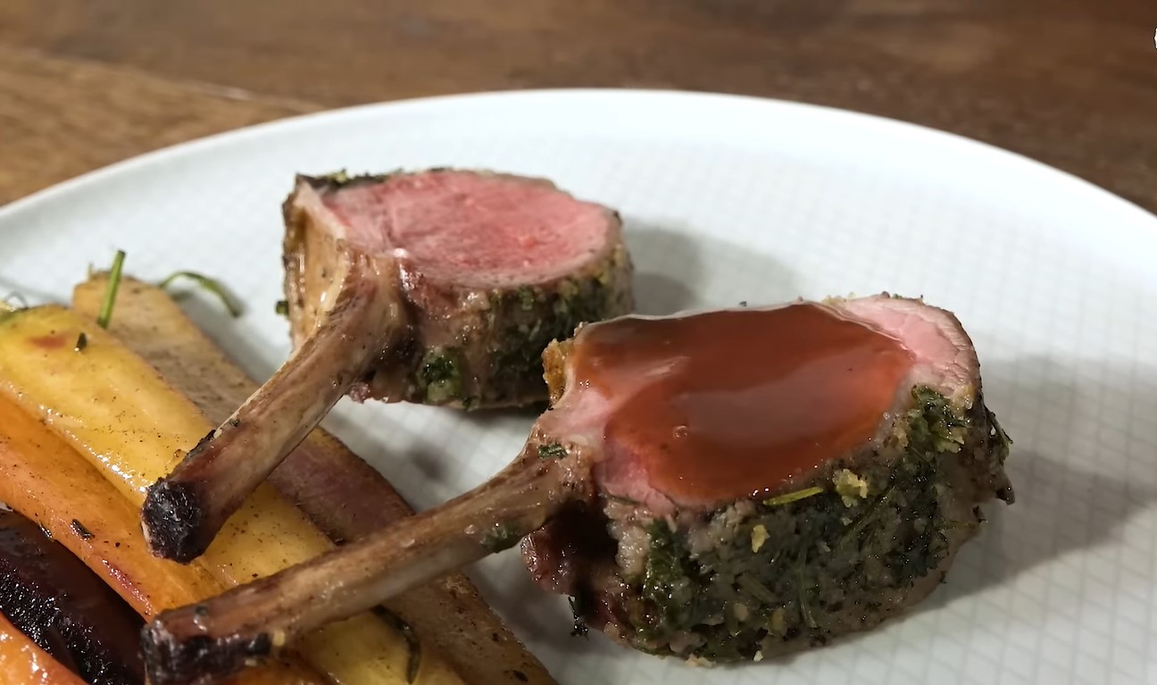Ein Festmahl für Feinschmecker: Rezept für saftigen Lammrücken mit ...